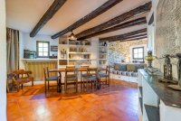 Farmhouse and stonebuilt house Vaison-la-Romaine #015004 Boschi Real Estate