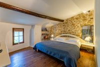 Farmhouse and stonebuilt house Vaison-la-Romaine #015004 Boschi Real Estate