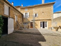 Village house Sainte-Cécile-les-Vignes #015039 Boschi Real Estate