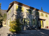 Farmhouse and stonebuilt house Nyons #015484 Boschi Real Estate