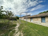 Farmhouse and stonebuilt house Nyons #015681 Boschi Real Estate