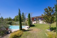 Villa Vaison-la-Romaine #015867 Boschi Prestige