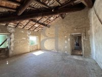 Farmhouse and stonebuilt house Carpentras #016009 Boschi Real Estate