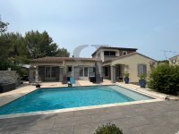 Villa Pernes-les-Fontaines #016327 Boschi Real Estate