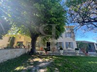 Farmhouse and stonebuilt house Carpentras #016561 Boschi Real Estate