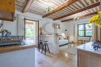 Exceptional property Saint-Rémy-de-Provence #016579 Boschi Luxury Properties