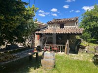 Farmhouse and stonebuilt house Nyons #016694 Boschi Real Estate