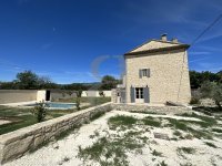 Farmhouse and stonebuilt house L'Isle-sur-la-Sorgue #016750 Boschi Real Estate