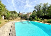 Farmhouse and stonebuilt house Gordes #016769 Boschi Real Estate