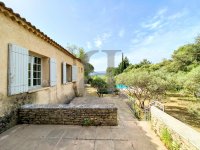 Farmhouse and stonebuilt house Gordes #016769 Boschi Real Estate