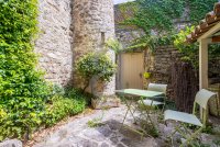 Farmhouse and stonebuilt house Grignan #016831 Boschi Real Estate