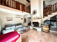 Villa Le Thor #016845 Boschi Real Estate