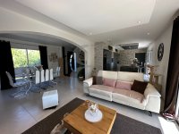 Villa L'Isle-sur-la-Sorgue #016895 Boschi Immobilier