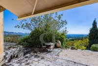 Exceptional property Les Baux-de-Provence #016913 Boschi Luxury Properties