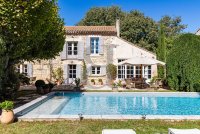 Farmhouse and stonebuilt house Maussane-les-Alpilles #016997 Boschi Real Estate