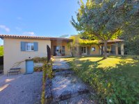 Villa Grignan #016960 Boschi Real Estate