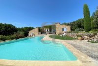 Villa Gordes #016979 Boschi Real Estate