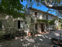 Farmhouse and stonebuilt house L'Isle-sur-la-Sorgue #017070 Boschi Real Estate