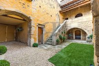 Farmhouse and stonebuilt house Grignan #017073 Boschi Real Estate