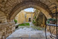 Farmhouse and stonebuilt house Grignan #017073 Boschi Real Estate