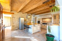 Farmhouse and stonebuilt house Sainte-Cécile-les-Vignes #017032 Boschi Real Estate