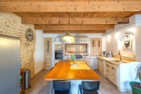 Farmhouse and stonebuilt house Sainte-Cécile-les-Vignes #017032 Boschi Real Estate