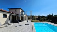 Villa Grignan #017096 Boschi Immobilier