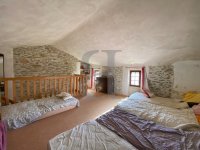 Farmhouse and stonebuilt house Vaison-la-Romaine #017144 Boschi Real Estate