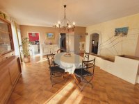 Villa Grignan #017227 Boschi Real Estate