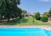 Villa Venasque #17243 Boschi Real Estate