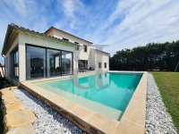 Villa Mazan #017303 Boschi Immobilier